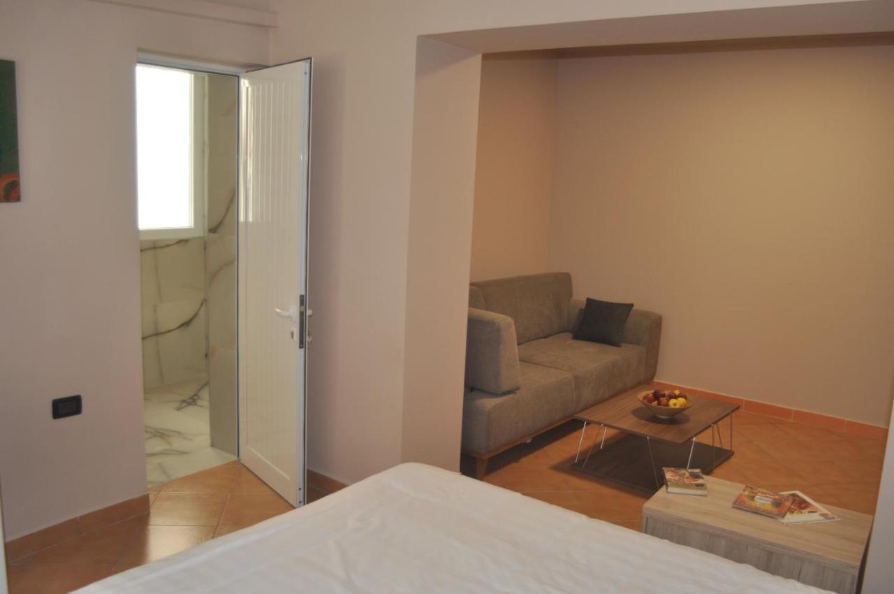 Bliri Myslym Shyri Appartement Tirana Buitenkant foto