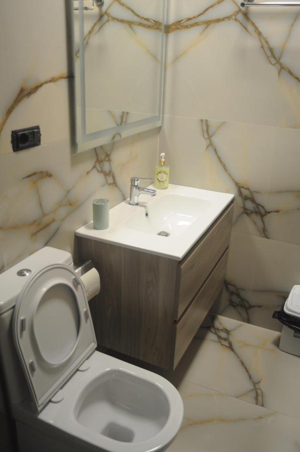 Bliri Myslym Shyri Appartement Tirana Buitenkant foto