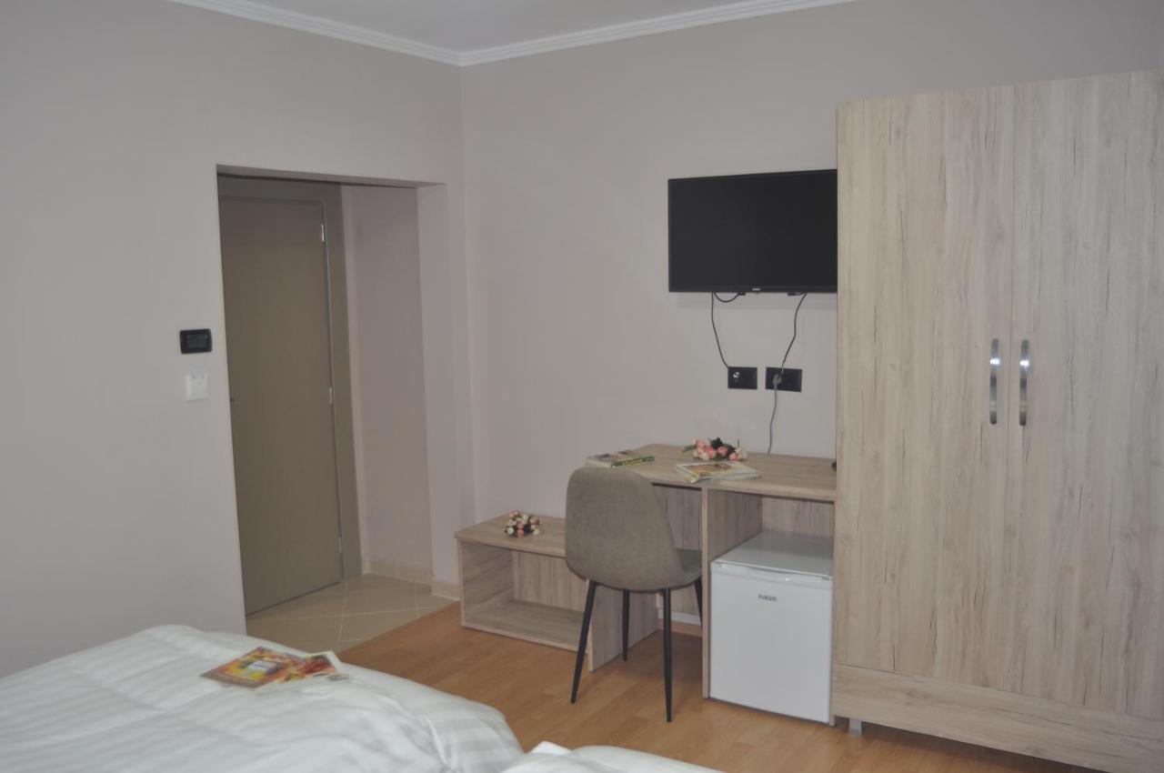 Bliri Myslym Shyri Appartement Tirana Buitenkant foto