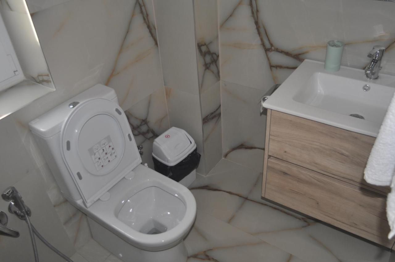 Bliri Myslym Shyri Appartement Tirana Buitenkant foto